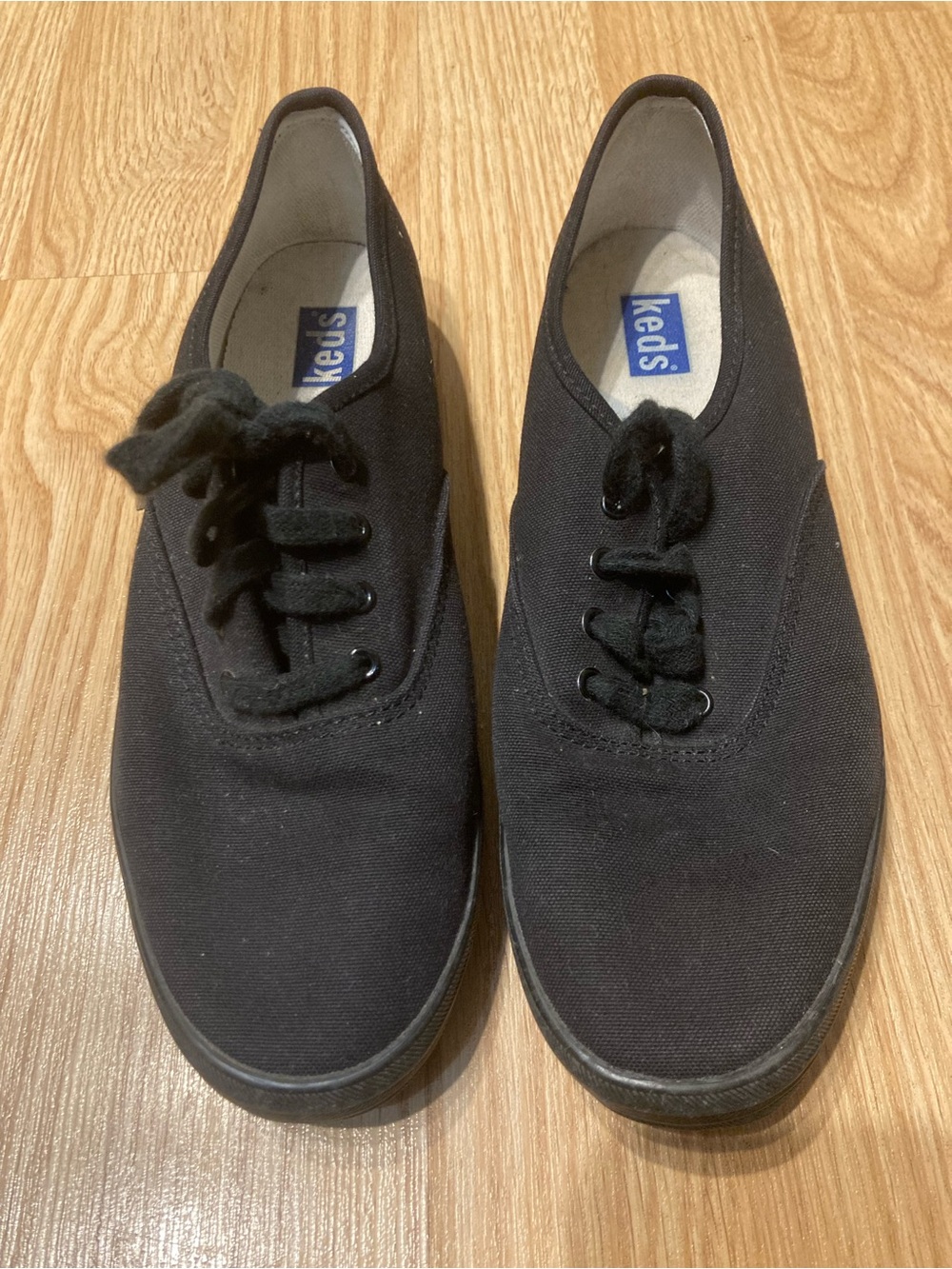 Keds Black Canvas Low-Top Sneakers women’s 7.5